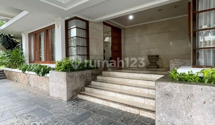 Dijual Cepat Rumah Mewah Kawasan Prestisius Pondok Indah Jakarta Selatan