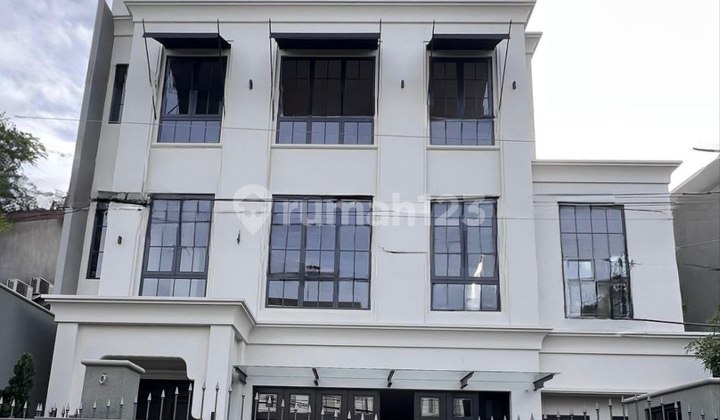 Dijual Rumah Mewah Modern di Senopati, Jakarta Selatan - Siap Huni 2