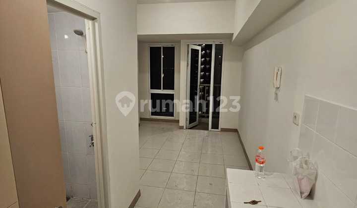 DIJUAL Apartment Tokyo Riverside Pik2 Studio Tower Akihabara Middle floor View city & laut. TANPA PERANTARA.