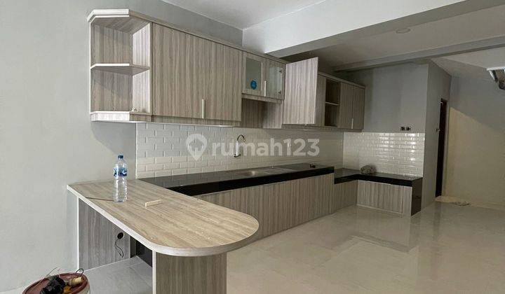 Rumah Sudah Renovasi Unfurnished SHM di Citra Garden, Jakarta Barat 2