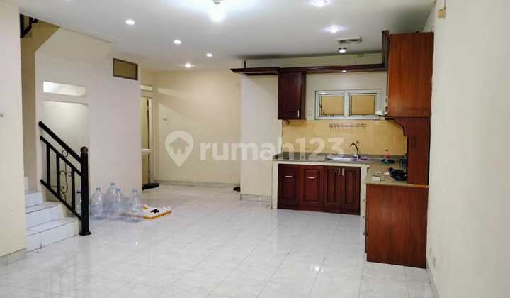 Rumah Bagus siap huni SHM Kalideres, Jakarta Barat Rumah Bagus siap huni SHM Kalideres, Jakarta Barat