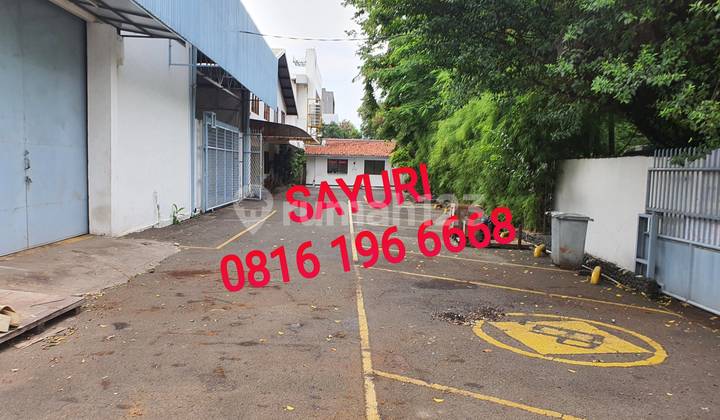 Ruko strategis pinggir jalan raya