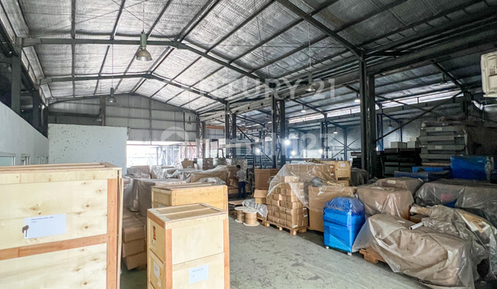 Gudang & Kantor Siap Pakai Di Delta Silicon Cikarang Crane 3T