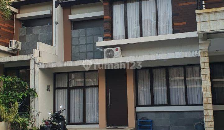 Rumah Bagus Siap Huni Semi Furnished Di Cluster Cosmo Estate 1