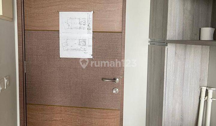 Apartement 1 BR Siap Huni Semi Furnished Di Grande Valore 8