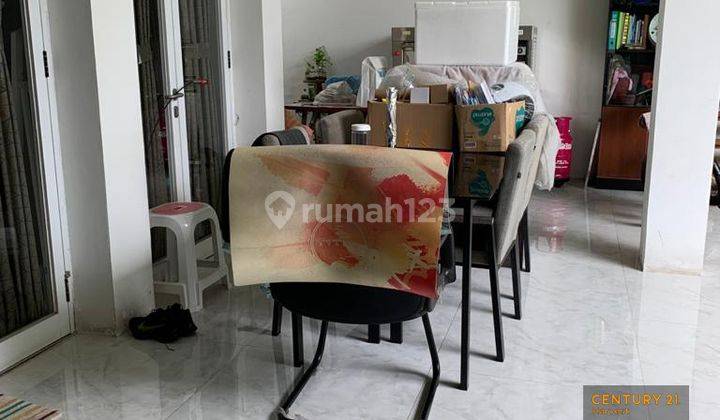 Dijual Rumah 2 Lantai Furnished Siap Huni Di Meadow Green  2