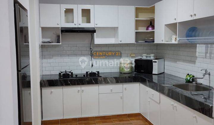 Apartment Crown Court 3 BR Furnished Siap Huni  4