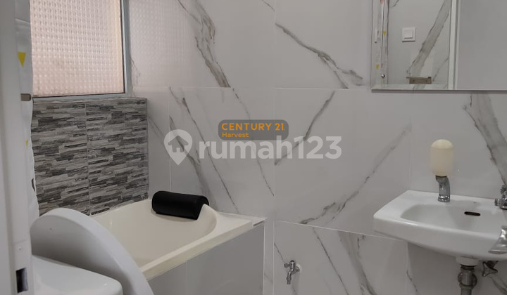 Apartment Crown Court 3 BR Furnished Siap Huni  5