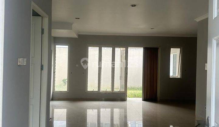 Rumah Bagus 2 Lantai Siap Huni Di Cluster Vassa Terrace 1