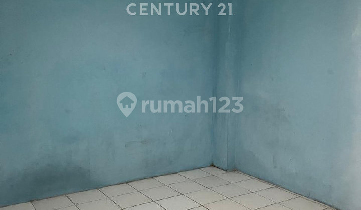 Lembah Hijau Lippo Cikarang 2 Lantai 3 Kamar Strategis 2