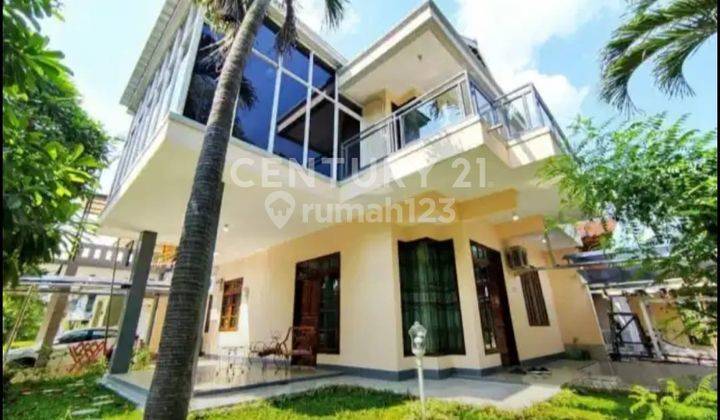 Rumah Bagus 2 Lantai Siap Huni Di Meadow Green, Lippo Cikarang  1