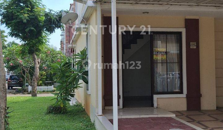 Rumah Cantik 2 Lantai Lokasi Strategis D'Cataluna Residence 2