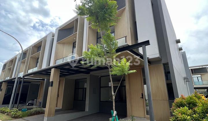 RUMAH BARU SIAP HUNI 2 LANTAI  DP SUBSIDI & FREE PPN TIPE 6X15 TANAKAYU BSD