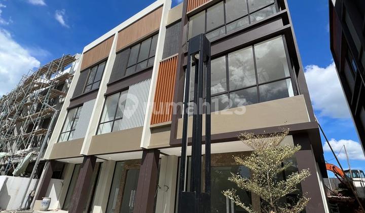 3-Story Shop House City Hub Gading Serpong