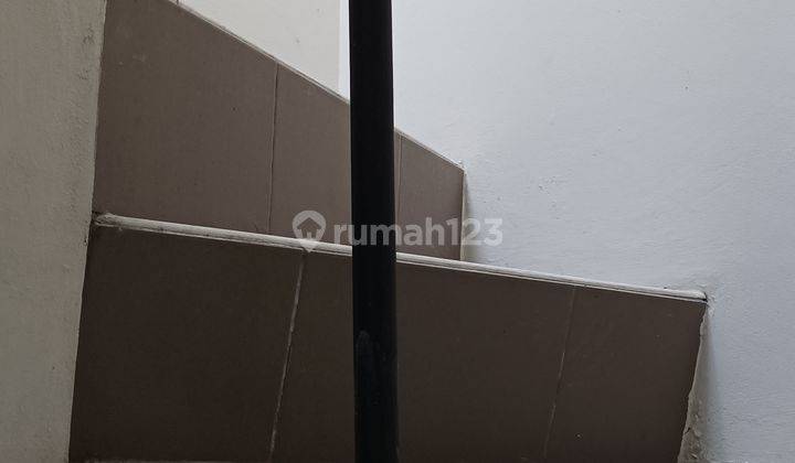 Rumah di sewa di Greenwich Sudah Renovasi 8