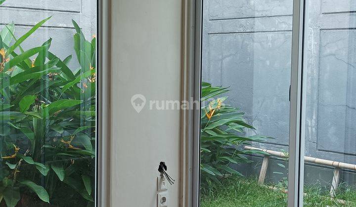 Rumah di sewa di Greenwich Sudah Renovasi 9