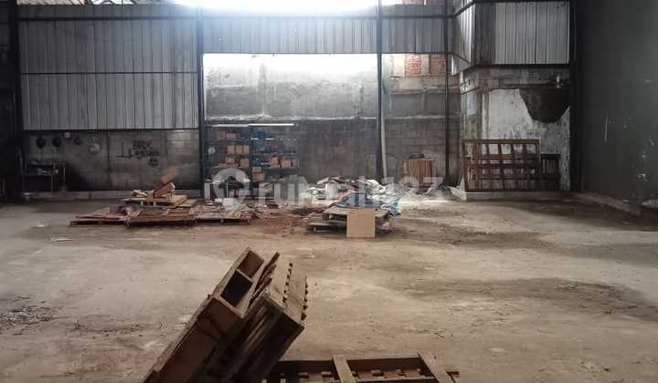 For Rent Warehouse in Ciledug, Tangerang 500 M Good, Easy Access For Rent Warehouse in Ciledug, Tangerang 500 M Good, Easy Access