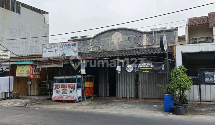 Kiosk and House for Sale in Karawaci, Densely Populated Area