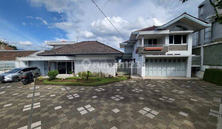 Hitung Tanah Rumah Di Jalan Utama Dago Dekat Swiss Belresort 1