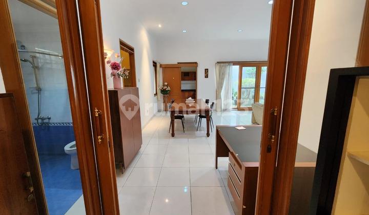 Disewakan Atau Dijual Rumah Setrasari Kulon Furnish 2