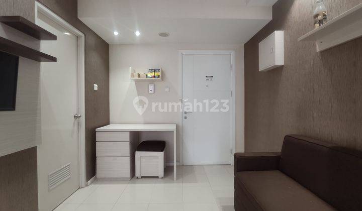 Jual Cepat Apartemen Parahyangan Residence 1 Kamar Tidur Furnish