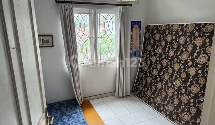 Dijual Cepat Murah Rumah Di Komplek Setiabudi Regency Bandung ada 5 Kamar Tidur 2