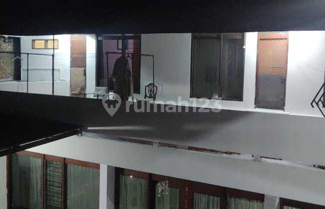 House on Main Street PHH Mustofa or Suci Street near ITENAS. 2