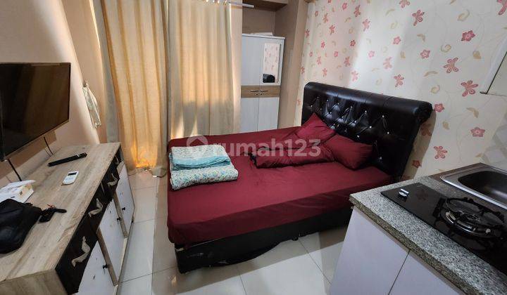 Sewa Harian Apartemen Green Pramuka City Furnished Baru 1