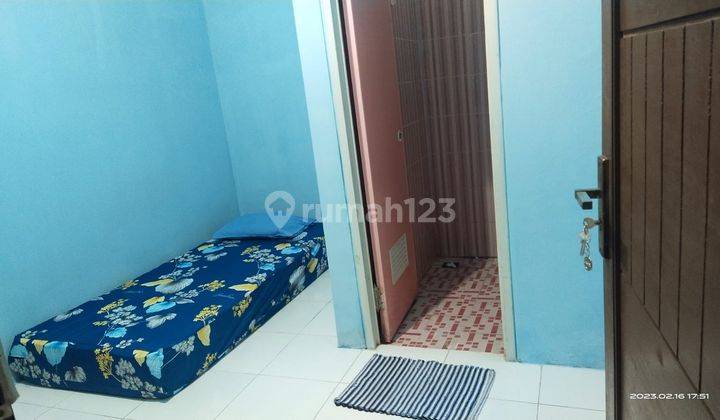 DIJUAL KOS sebrang mall Depok 8 kamar 2