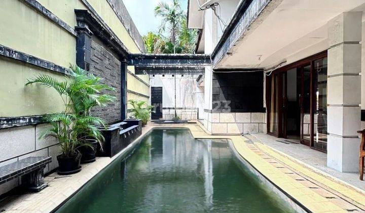 Dijual Cepat Rumah Di Simprug Rumah Terawat Siap Huni Lokasi Premium  Lokasi Strategis  Dekat Ke Senayan & Sudirman Lingkungan Perumahan, Aman & Nyaman 1