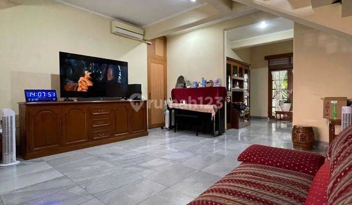 DIJUAL RUMAH DI KUNINGAN
PREMIUM AREA
JALAN DEPAN LEBAR 6