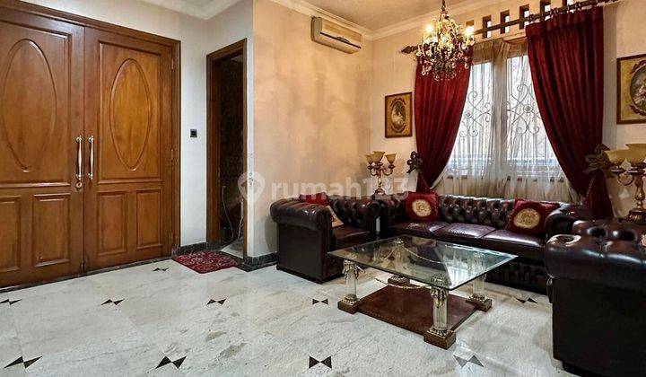 DIJUAL CEPAT RUMAH DI KALIBATA
MODERN CLASSIC HOUSE
FULLY FURNISHED
 2