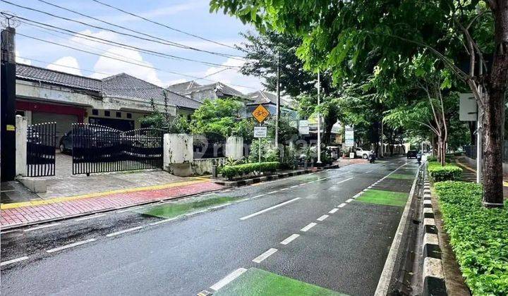 DIJUAL CEPAT RUMAH ATAU TEMPAT USAHA DI TEBET AREA KOMERSIL (PRIME AREA) COCOK UNTUK HUNIAN, USAHA & KOST  Luas Tanah 661 m2 Luas Bangunan 450 m2 Bangunan 2 lantai 1