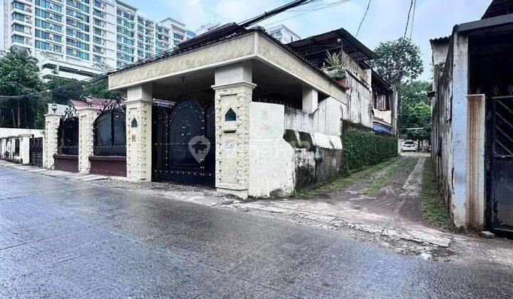 DIJUAL CEPAT MAMPANG PRAPATAN
HITUNG TANAH
DI BAWAH NJOP

Luas Tanah 1,460 m2
Cocok Untuk Usaha, Kost & Kantor
Dekat ke Kuningan & Kemang Area
Hadap Utara
SHM 2