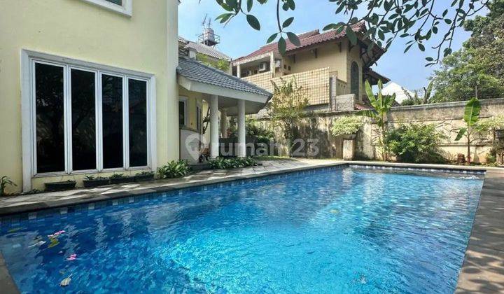 FOR SALE PASAR MINGGU DALAM TOWNHOUSE  Luas Tanah 876 m2 Luas Bangunan 600 m2 Bangunan 2 lantai 1