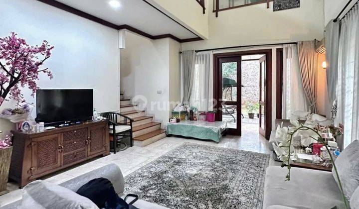 Dijual Cepat Rumah Siap Huni Di Permata Hijau Ii - Kebayoran Lama Dalam Komplek Classic Tropical House  Dekat Ke Senayan & Kebayoran Baru One Gate Keamanan 24 Jam  Lingkungan Tenang, Aman & Nyaman 2