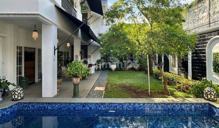 For Sale Bangka - Kemang Luxurious American Classic Dalam Townhouse Fully Furnished 1