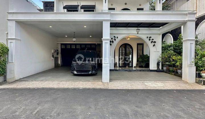 For Sale Bangka - Kemang Luxurious American Classic Dalam Townhouse Fully Furnished 2