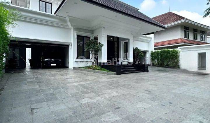 For Sale Menteng Luxurious Brand New House Halaman Luas, Semi Furnished 2