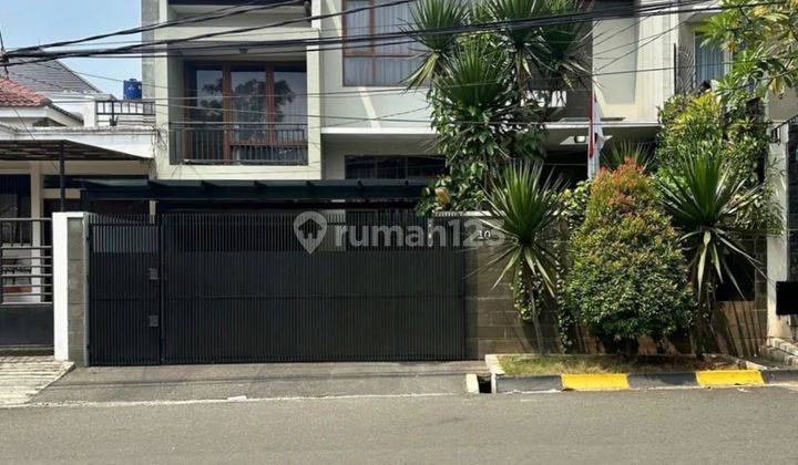 For Sale Pondok Indah Semi Furnished Depan Taman 2