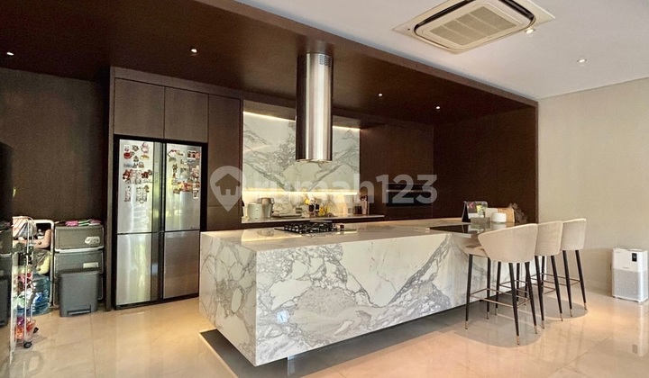 Rumah Cantik 4 Lantai dalam Townhouse Lebak Bulus, T 308 B 1005 2