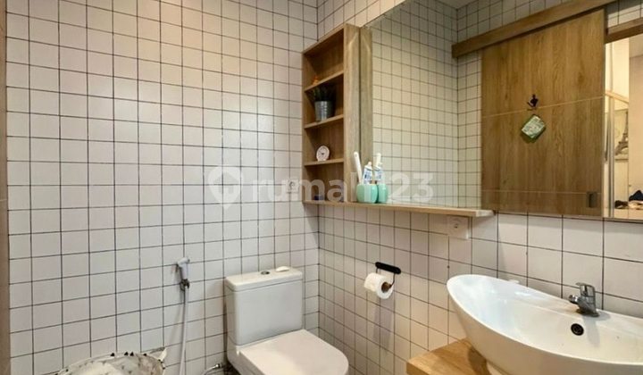 Rumah Furnished di Cluster Serenia Hills Lebak Bulus, T 181 B 290 2