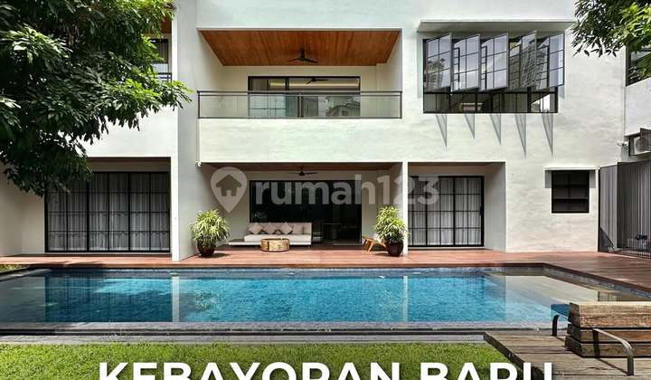 Rumah Baru Full Furnished di Kebayoran Baru, LT 680 LB 600