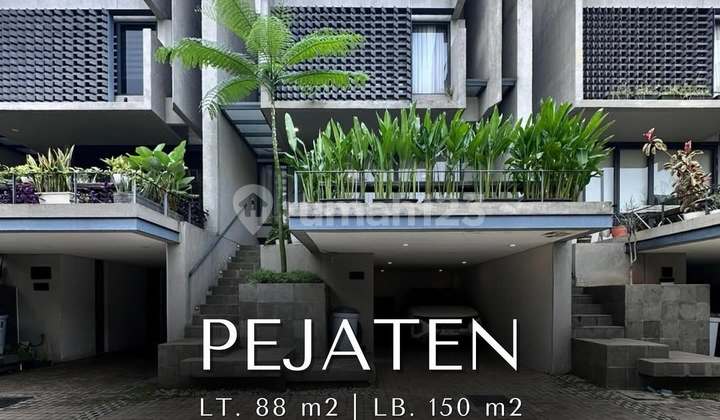 Rumah Fully Furnished 3 Lantai dalam Townhouse Pejaten, T 88 B 150