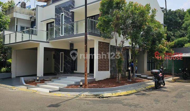 Rumah Hook Baru Full Renovasi di Bintaro Sektor 9, T 139 B 260 2