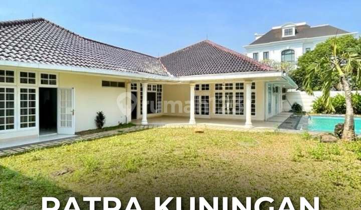 Rumah Mewah Halaman Luas di Patra Kuningan, LT 1152 LB 600 Rumah Mewah Halaman Luas di Patra Kuningan, LT 1152 LB 600