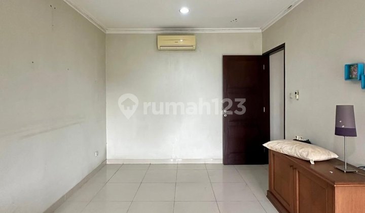 Rumah Siap Huni di Kebayoran Lama Dekat Senayan, T 283 B 310 2