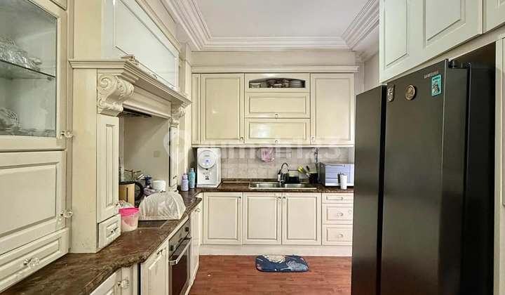 Rumah Klasik Modern di Cluster Bintaro Sektor 8, T 354 B 470 2