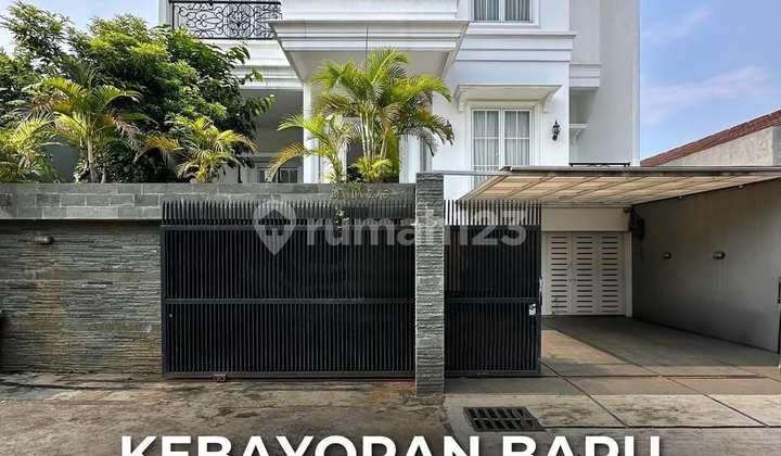 Modern Classic House di Kebayoran Baru Dekat MRT, LT 219 LB 500