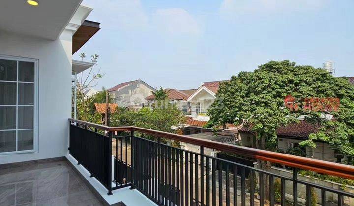 Rumah Baru Model Klasik Modern di Lebak Bulus, T B 302 450  2